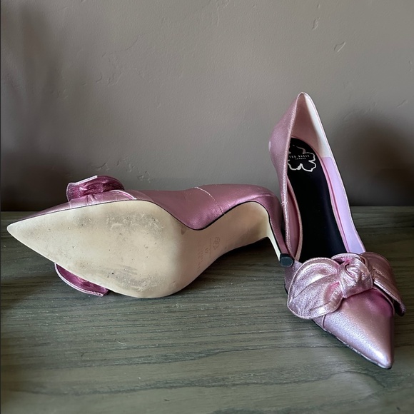 Ted Baker - Ryal Metallic Bow Court Pump - Picture 3 of 3